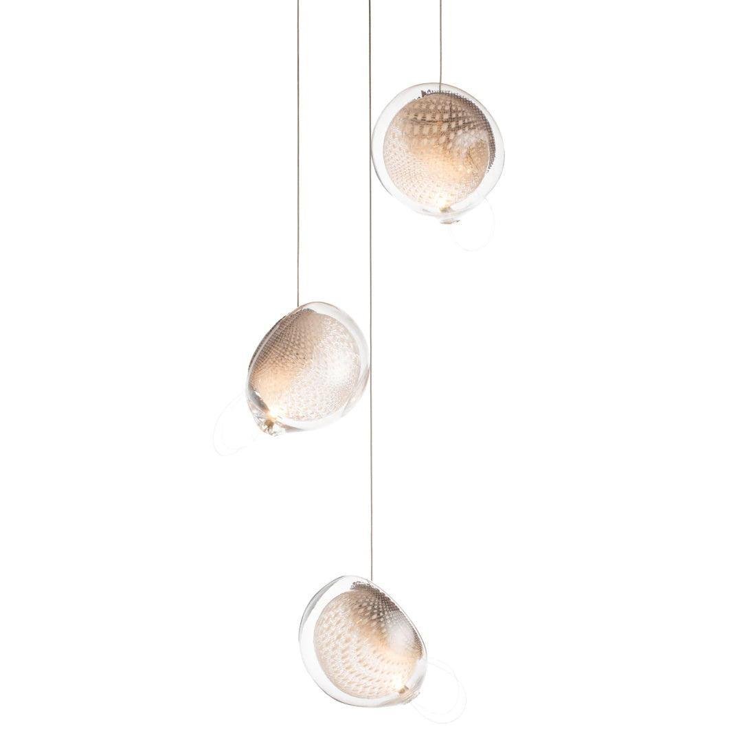 Mesh Glass Pendant Light with 3 heads, measuring approximately 5.9 inches in diameter and 59 inches in height (or 15cm x 150cm), emits a cool white light.