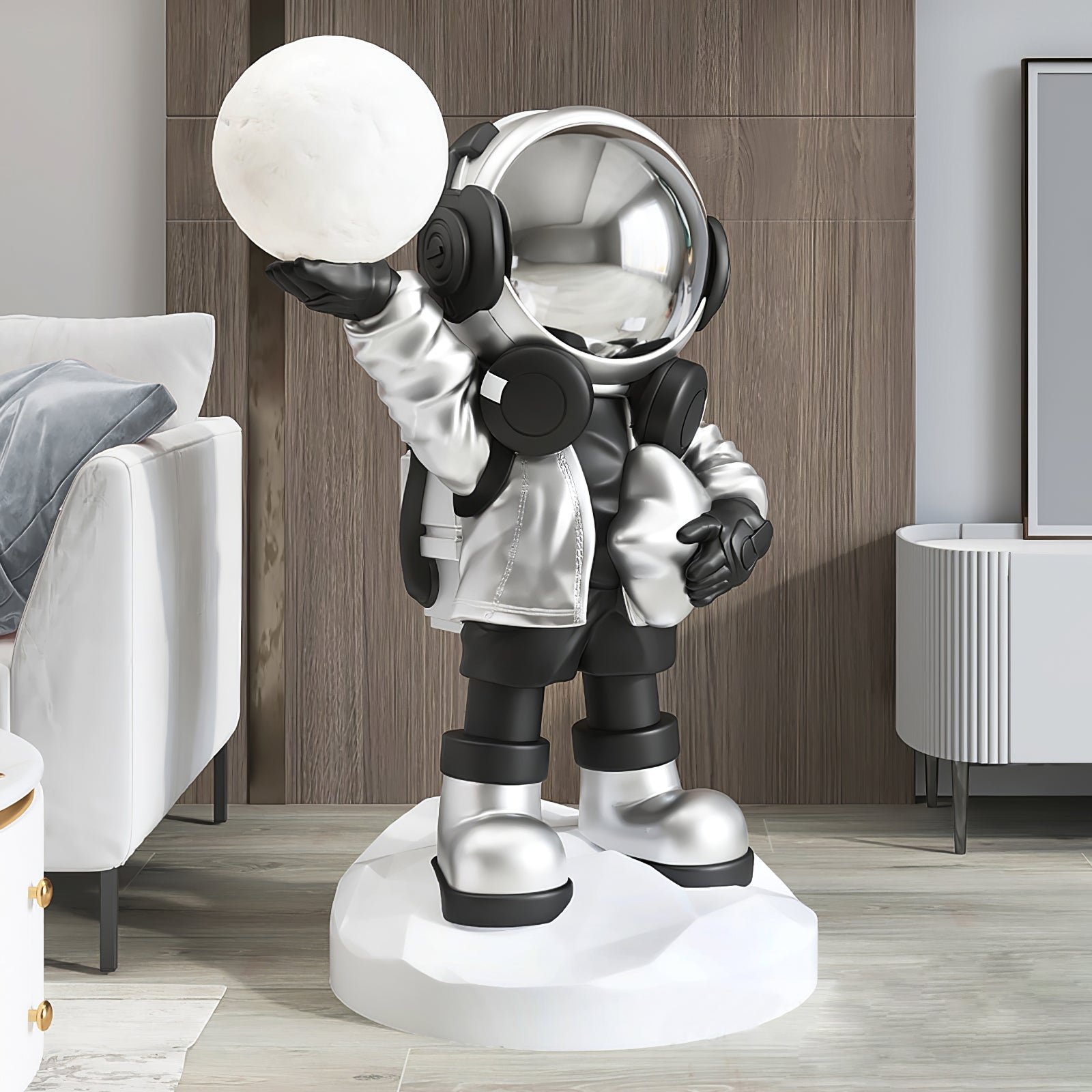 Apollo Astronaut Floor Lamp with a diameter of 19.6 inches and a height of 29.5 inches, or 50cm x 75cm, featuring a chrome finish and an EU plug.