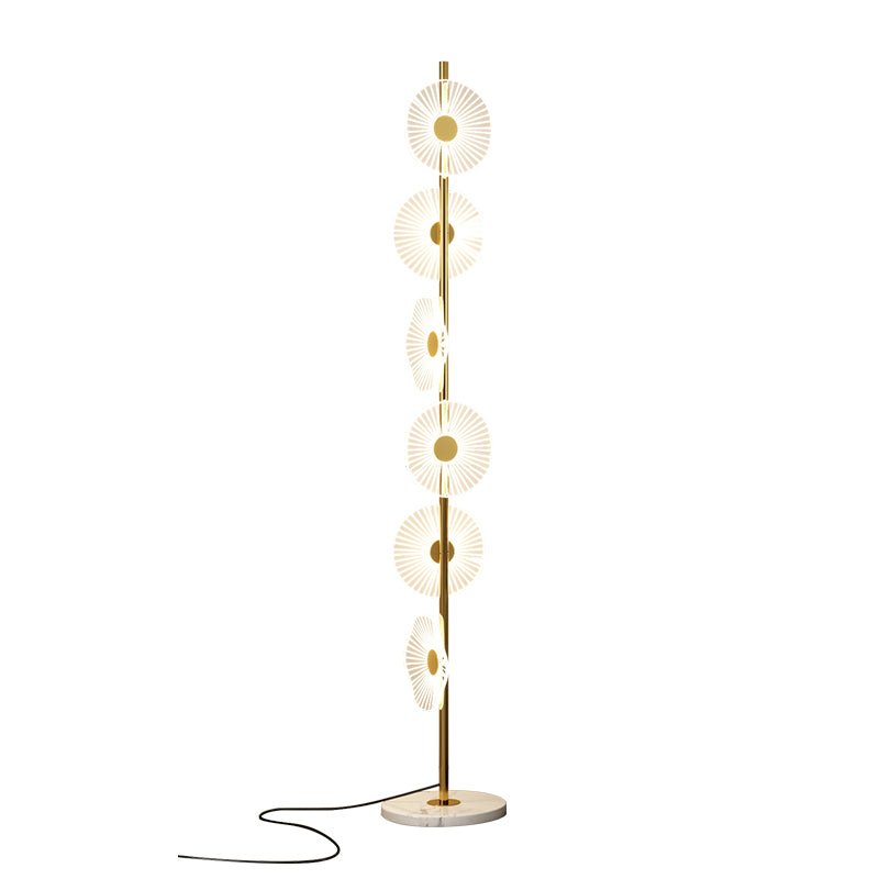 Floating Raindrop Floor Lamp in Gold and Clear with EU plug, measuring approximately ∅ 9.8″ x H 59″ or Dia 25cm x H 150cm