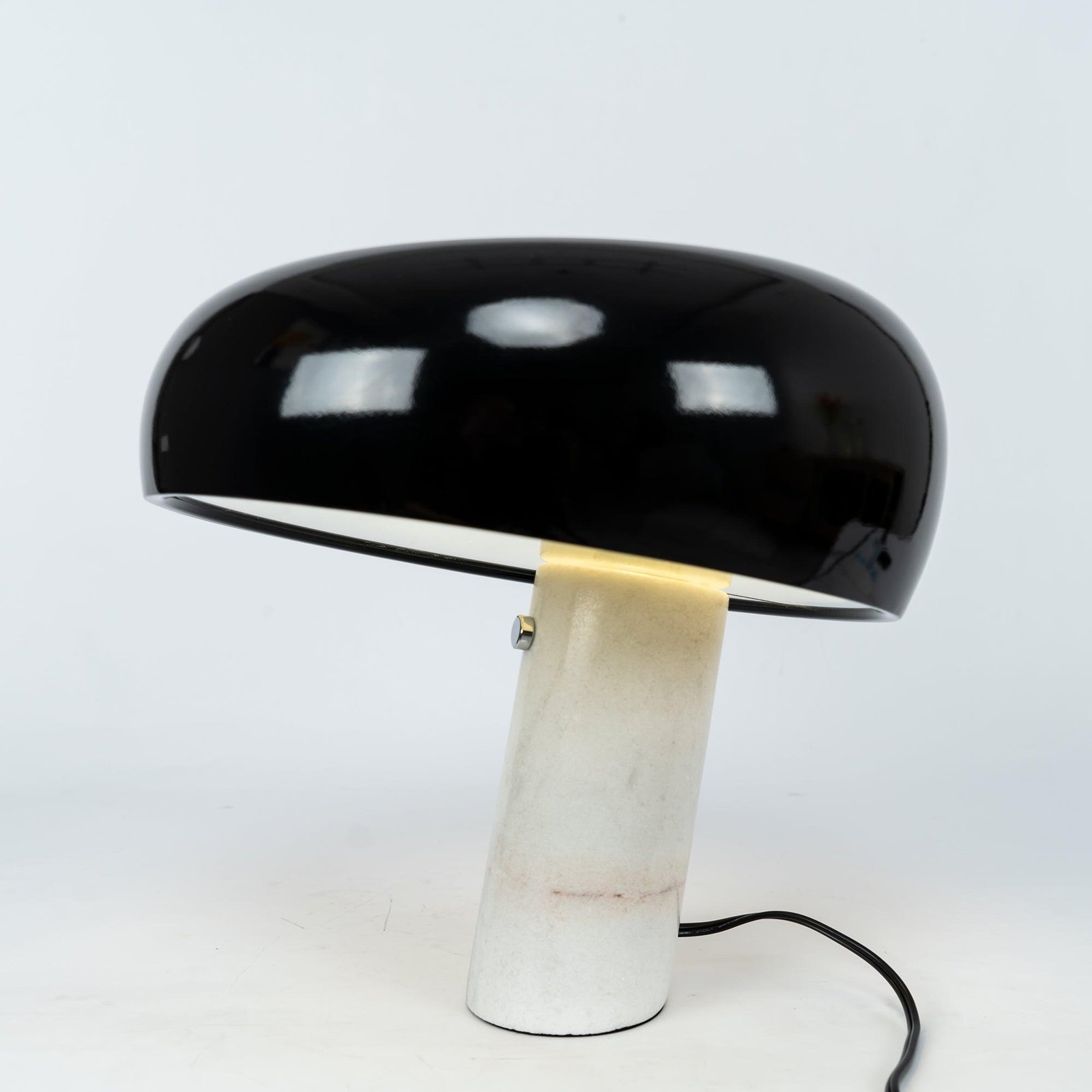 Black Art Marble Table Lamp with EU Plug, Diameter 28cm x Height 26cm
