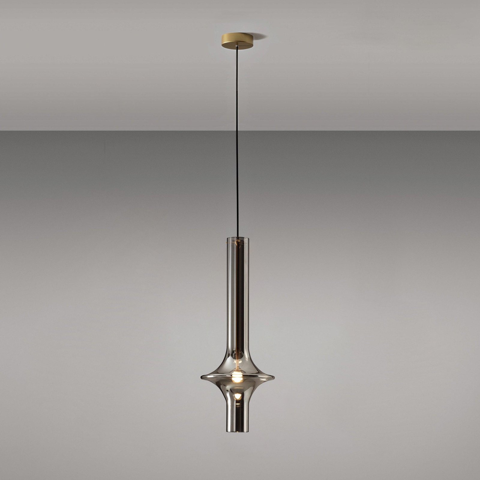 Gold Smoky Wonder Suspension Lamp with a diameter of 6.3 inches and a height of 18.1 inches (16cm x 46cm).