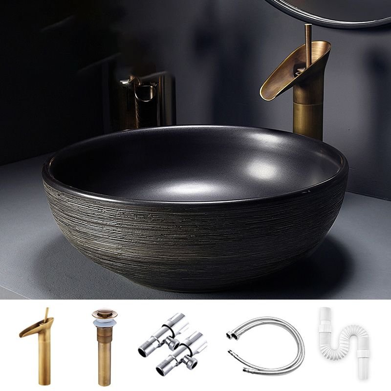 Black Oval Ceramic Bathroom Sink with Faucet - Modern Design, Size 16"L x 16"W x 6"H